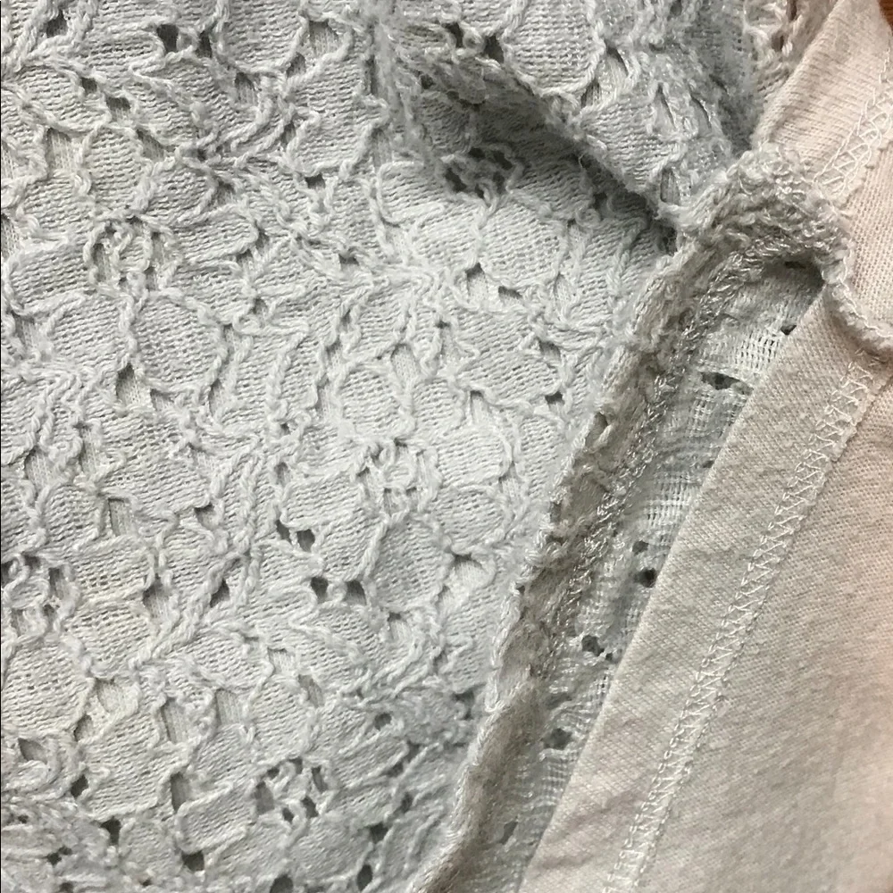 Hollister Floral Gray Lace Tank XS - Picture 8 of 8